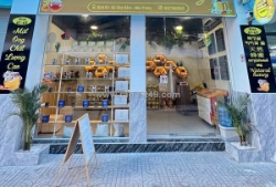 Mình có cửa hàng nhỏ ở chợ đầm cần sang.