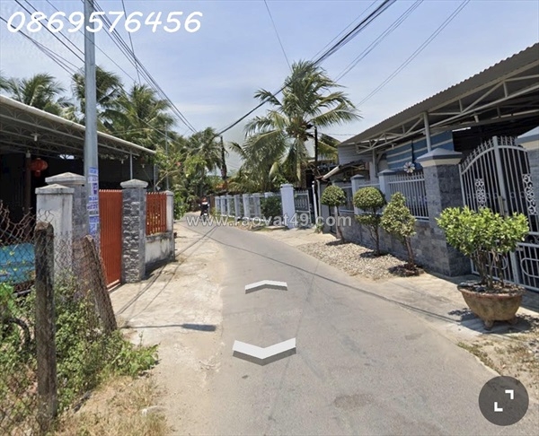 ~/Img/2025/10/mo-ban-2-lo-lien-ke-ngay-xa-dien-thanh-khanh-hoa-01.jpg