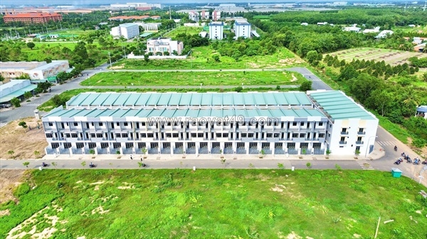 ~/Img/2025/10/mua-hom-nay-mai-co-lai-02.jpg
