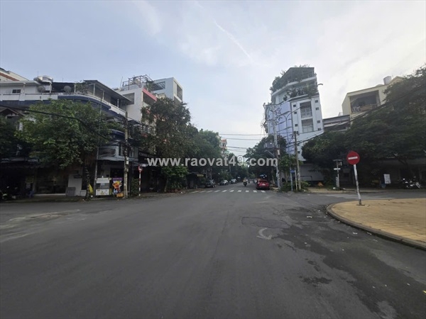 ~/Img/2025/10/ngop-bank-9-ty-gap-ban-chdv-mat-tien-p-tan-son-nhi-tan-phu-80m2-4-tang-nhinh-02.jpg