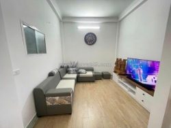 Nguồn kín chưa đăng mạng giá rẻ nhà mới bạch mai 32m, 4 tầng, mặt tiền 2m/5m,
