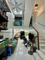 Nhà 3 tầng mới ở liền đúc btct đường âu dương lân p. chánh hưng. giá 3,98 tỷ