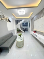 Nhà 4 tầng mới xây gần mặt tiền phạm thế hiển p6 q8