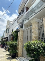 Nhà 4*13m/3tầng btct hẻm 154 âu dương lân p3q8