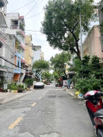 Nhà (8.4x13m nh 9.6m) mặt tiền kinh doanh đường số p4q8. giá: 15.5 tỷ tl