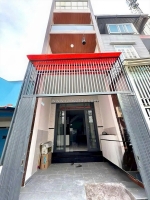 Nhà btct 2lầu/st sát mặt tiền tùng thiện vương p12q8 (full nội thất)