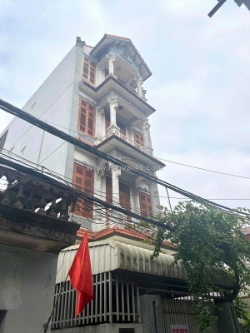 Nhà đẹp - giá tốt - chính chủ cần bán nhanh căn nhà ngõ 987 ,ngô gia tự ,việt