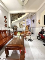 Nhà đường bùi đình túy quận bình thạnh phường 12 cũ.