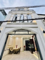 Nhà  đường nguyễn du phường 01 quận gò vấp cũ.