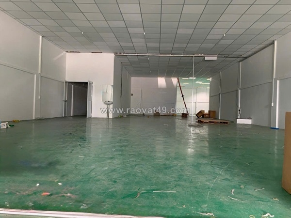 ~/Img/2025/10/nha-kho-10x42-mat-tien-nhua-thong-tan-chanh-hiep-13-q12-cho-thue-30trth-02.jpg