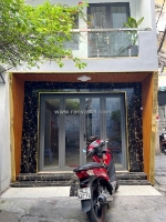 Nhà mới 2 tầng góc 3 mặt hẻm hẻm 372 tùng thiện vương p13q8. giá: 5.9 tỷ