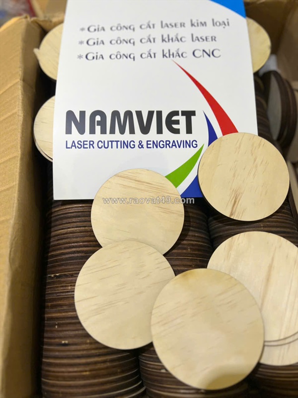 Nhận sản xuất – gia công đế lót ly gỗ khắc laser theo yêu cầu