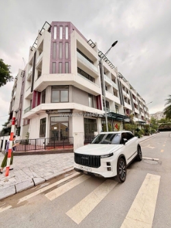 Nhanh!phân lô vỉa hè,oto tránh,trinh văn bô,thang máy,dt50mx7t,mt=5m,giá 13.3ty