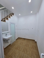 Nhỉnh 2 tỷ có ngay nhà 3 tầng sổ đỏ khâm thiên