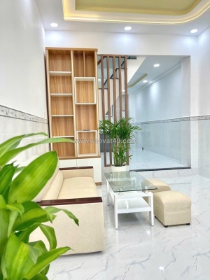 Nhỉnh 4 tỷ nhà mới đẹp 2tầng(3.5m x 12m) –hẻm 6m thông – trung tâm btđ