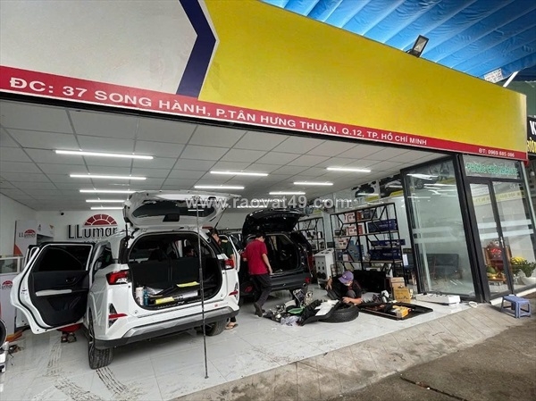 ~/Img/2025/10/sang-gara-cham-soc-oto-dia-chi-37-song-hanh-quoc-lo-22-pdong-hung-thuan-01.jpg