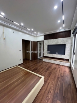 Sêu hiếm- bán nha nguyễn sơn 50m 5 tầng gara thang máy full nội thất 17,5 tỷ(