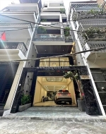 Siêu phẩm gara ô tô, thang máy ngoại giao đoàn/ xuân đỉnh- dt 60m2x 5 tầng- mặt