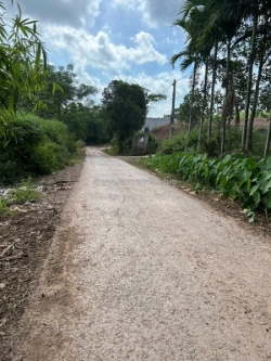 Sở hữu ngay lô đất đẹp - giá tốt - vị trí đắc địa xã thượng cốc, huyện lạc sơn,