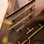 Tay nắm tủ đồng - linh hồn của tủ  bếp tân cổ điển sang trọng