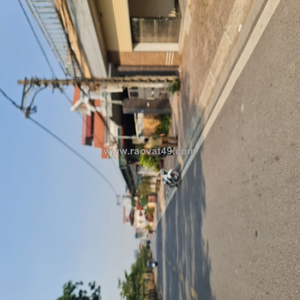 ~/Img/2025/10/trau-quy-gia-lam-ha-noi-68m2-truc-chinh-kinh-doanh-duoi-10-ty-lh-02.jpg