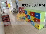 Tủ đựng cặp mầm non, tủ nhựa đựng balo mầm non chia theo ô