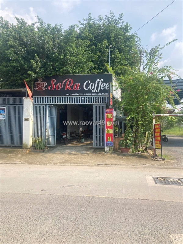 ~/Img/2025/10/tuyen-nu-phu-ban-coffee-luong-cao-bao-an-o-02.jpg
