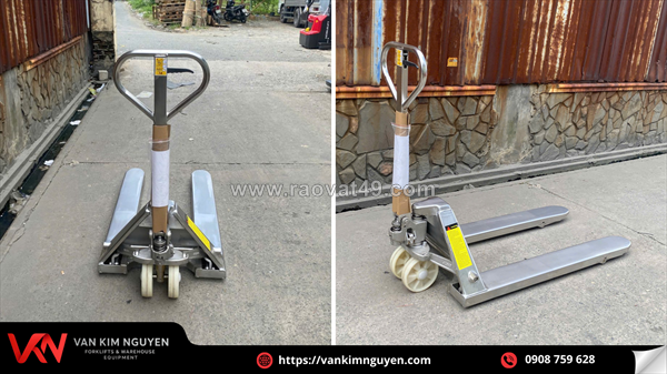 ~/Img/2025/10/uu-nhuoc-diem-cua-xe-nang-tay-thap-inox-304-so-voi-xe-nang-thuong-01.png