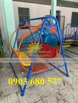 Xích đu ngoài trời dành cho trẻ en mầm non vui chơi