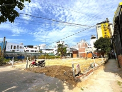 # 2 mặt tiền chính hữu gần biển mỹ khê, 380m2, ngang m, giá đầu tư ~96tr/m2