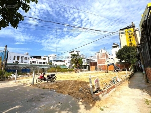 # 2 mặt tiền chính hữu gần biển mỹ khê, 380m2, ngang m, giá đầu tư ~96tr/m2