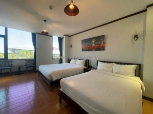 ♥ mt đường 2 tháng 9, view công viên, 112.5m2, 6 tầng, 16 phòng, đang kinh