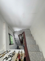 .11.25.1 phân lô láng hạ, ô tô chạy vòng quanh nhà 6 tầng thang máy mới kính