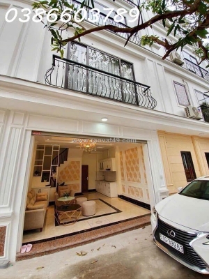 32m² – ngõ 206 cổ linh (đàm quang trung) – mặt tiền 4.9m – 5 tầng – ô tô đỗ cửa