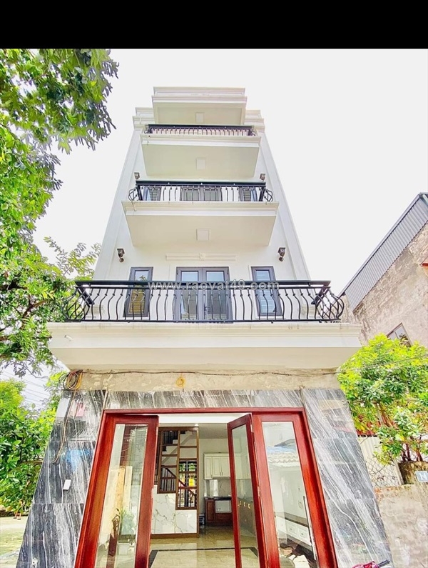 ~/Img/2025/11/bac-nao-can-nha-o-ngay-dt42m2-mt5m-5-tang-gia-7-ty-ngo-o-to-tranh--01.jpg