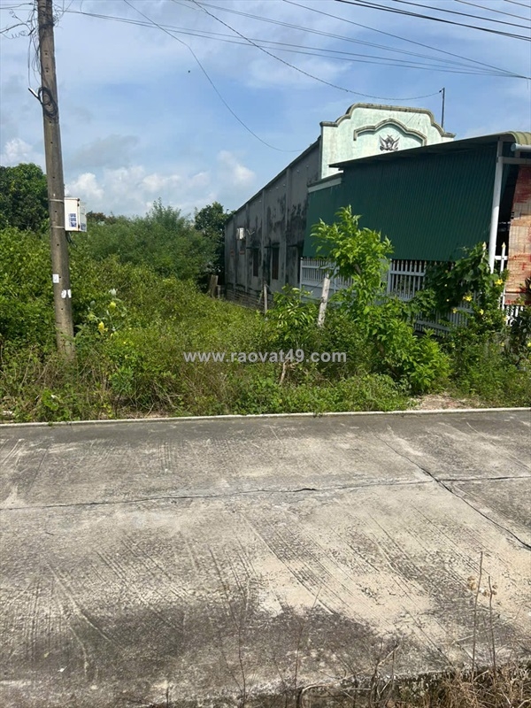 ~/Img/2025/11/ban-52m-x-26m-dat-odt-duong-nguyen-duc-canh-tan-an-lagi-so-rieng-02.jpg
