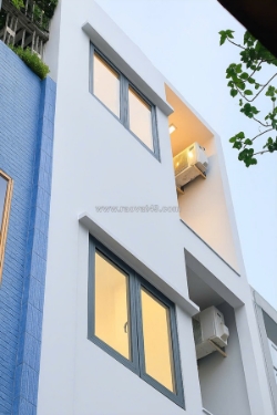 Bán căn hộ dịch vụ trung tâm quận 10 – sát mặt tiền vĩnh viễn – dòng tiền 600