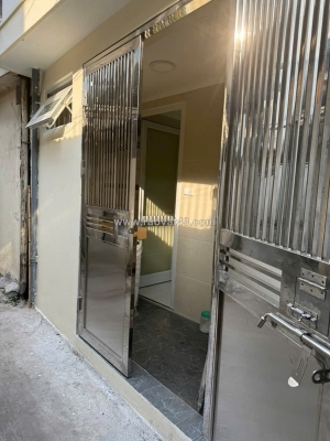 Bán căn hộ tập thể tầng 1 hoàng đạo thành, có sổ 70m2, 2 ngủ, 2 vệ sinh, 4.150