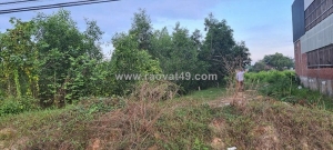 Bán đất mặt tiền tỉnh lộ 823 – vị trí đẹp, gần trường học và trung tâm hành