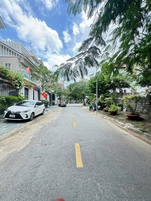 Bán gấp đất mặt tiền đường số 1  đường hoa viên   - long thạnh mỹ, quận 9. - dt