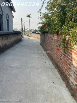 Bán gấp giá rẻ giải phóng 32m, 1.5 tầng, mặt tiền 4.5m, 700 triệu, hoàng mai.