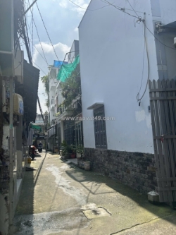 Bán gấp nhà 26.3 ngay aeon tân phú hẻm thông  khu nhà lầu 36m2 ,2 tầng nhỉnh 3