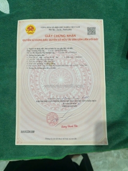 Bán lo đất  gần hai sào
có 32 m mt đg nở hậu hai mt