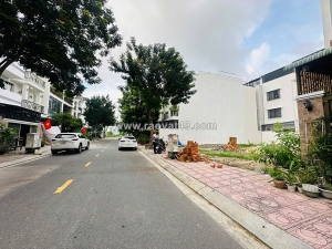 Bán lô hà quang 2. diện tích 100m2, đường số 2b, giá 6.1tỷ liên hệ :em trinh số