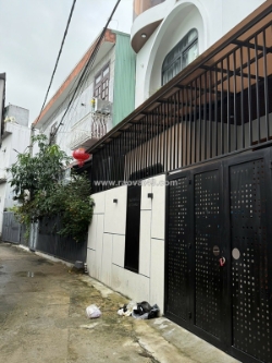 🔴💥bán nhà 2 tầng kiệt ô tô tô hiệu -  sau nhà mặt tiền