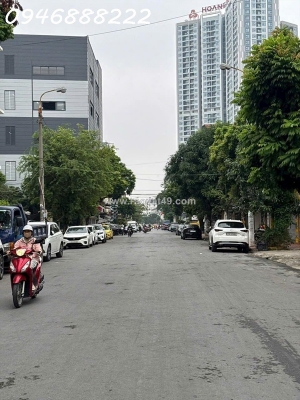 Bán nhà 2 tầng trục chính mặt đường 591 khu 5 vĩnh niệm - thiên lôi - ngay