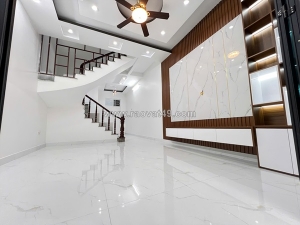 Bán nhà 3 tầng đẹp ngõ 44 lê lai, gần công viên máy tơ, trung tâm ngô quyền –