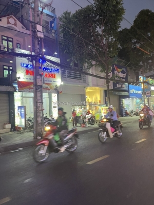 Bán nhà 3 tầng mặt tiền 9x28m giá 45,99 tỷ đường lê văn thọ