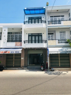 Bán nhà 3 tầng trung tâm tp nha trang – mặt tiền đẹp – full nội thất