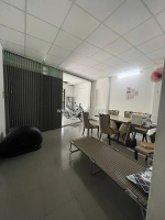 Bán nhà cấp 4, 1 đời chủ, hxh 5m chánh hưng, giao phạm hùng, 6,3x19m, sổ a4,